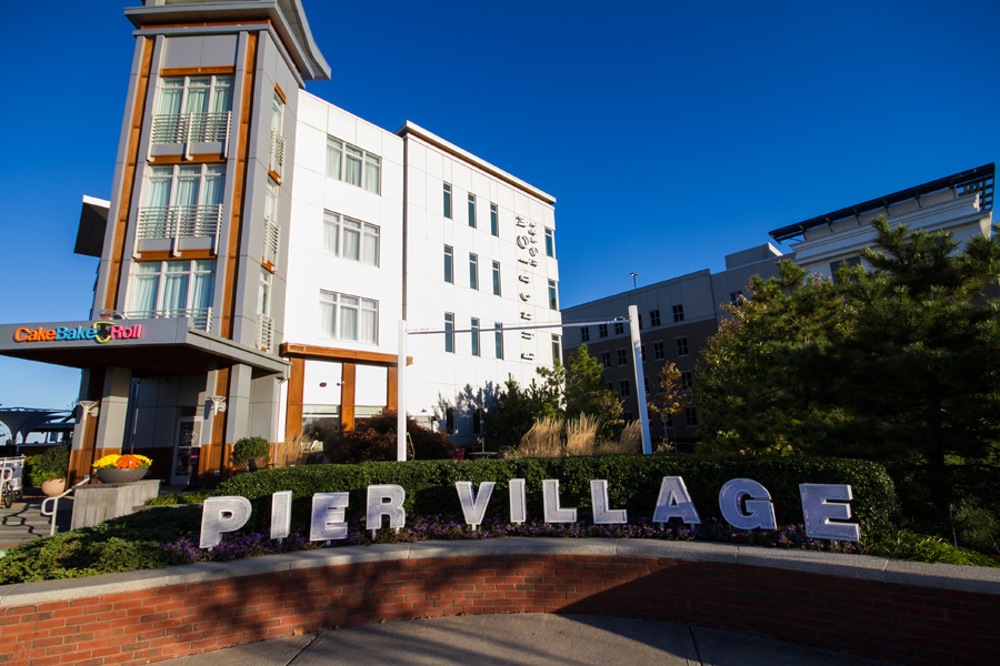 Bungalow Hotel - Pier Village